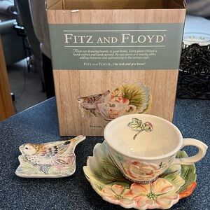 NWT Fitz and Floyd Tea Cup, Saucer & Tea Rest Set English Garden Collection